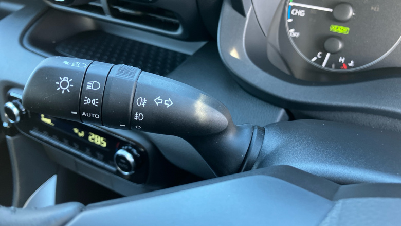 Toyota Yaris 1.5 Hybrid Icon 5dr CVT Hybrid Hatchback